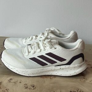 Adidas Running Shoe Size 7